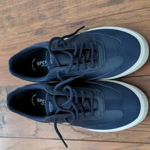 NWOT Navy Sperry Sneakers